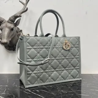 14.2 in Cannage Calfskin Tote Bag 36