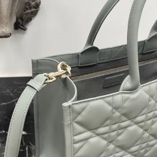 14.2 in Cannage Calfskin Tote Bag 36