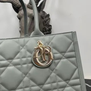 14.2 in Cannage Calfskin Tote Bag 36