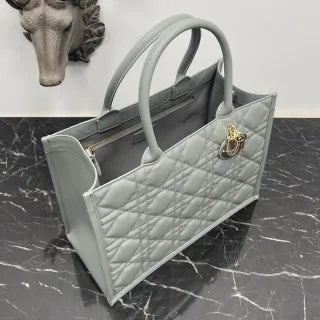 14.2 in Cannage Calfskin Tote Bag 36