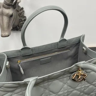 14.2 in Cannage Calfskin Tote Bag 36