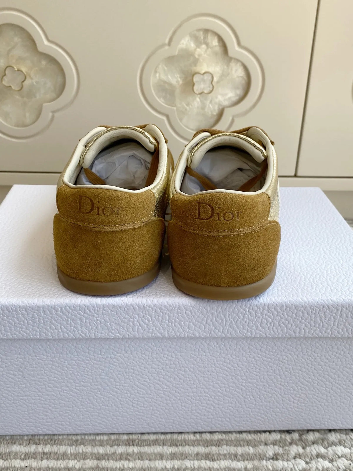 Dior 26ss Ribbon Retro Sneakers Cowhide Suede White