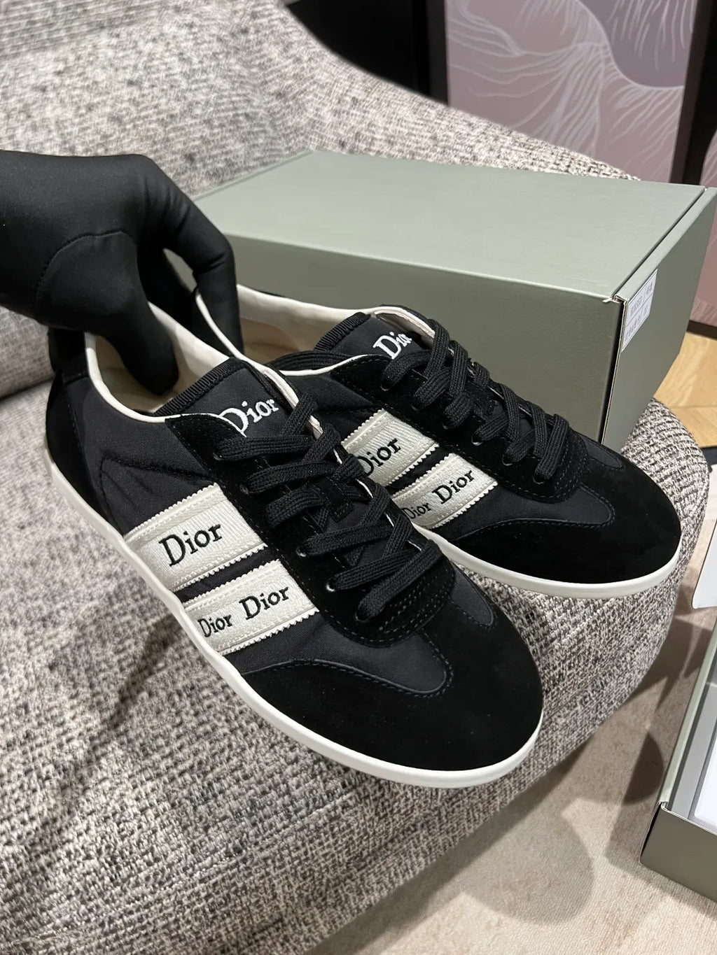 Dior 26Ss Women's Ribbon Embroidered Suede German Training Shoes