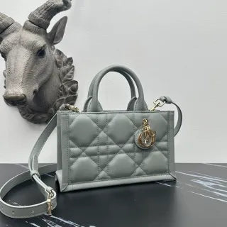 Book Tote 8.5 in Cannage Calfskin Bag 1160