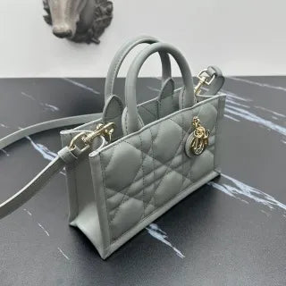 Book Tote 8.5 in Cannage Calfskin Bag 1160