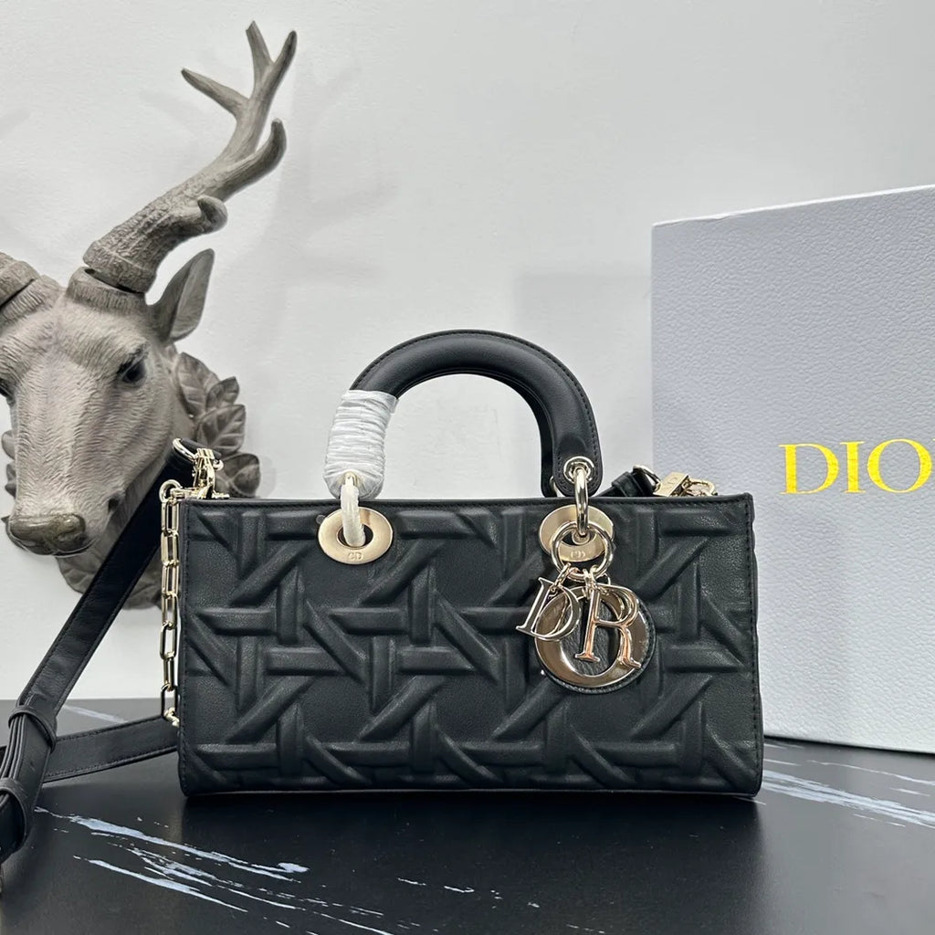 Dior D-Joy 8.7 in Handbag 0540