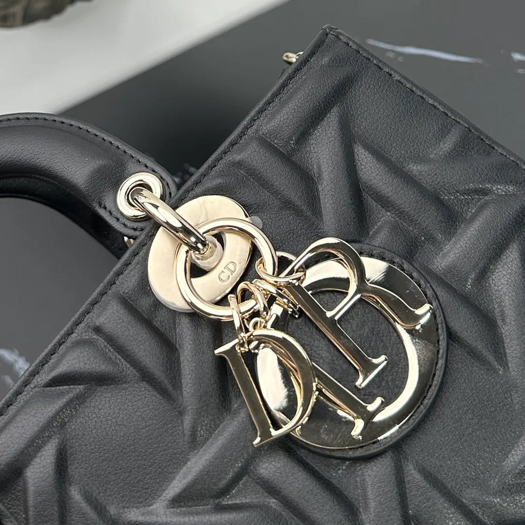 Dior D-Joy 8.7 in Handbag 0540