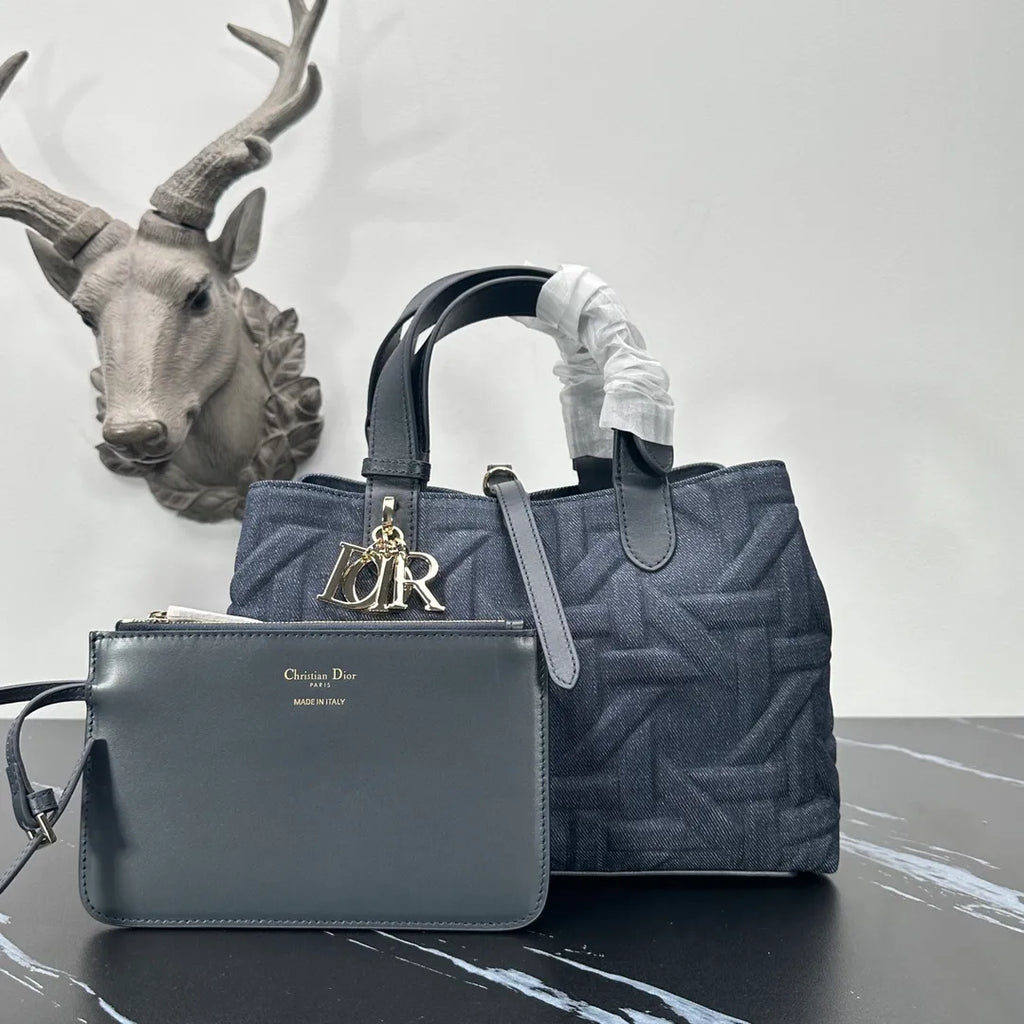 Toujours 11.2 in Cannage Bag 1164