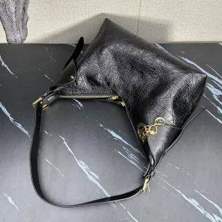 Voyage 11 in Leather Handbag 2846