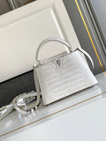 Dynamic Chip 10.6 in Sand Leather Handbag M92173