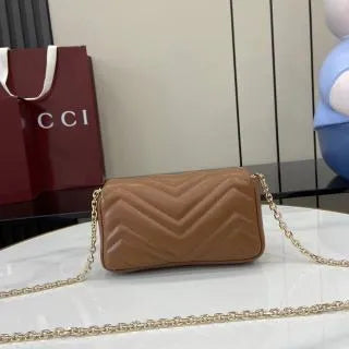 GG Marmont Matelassé Leather 6.5 in Mini Bag 841290