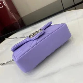 GG Marmont Matelassé Leather 6.5 in Mini Bag 841290