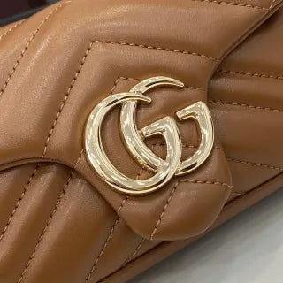 GG Marmont Matelassé Leather 6.5 in Mini Bag 841290
