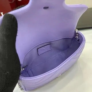 GG Marmont Matelassé Leather 6.5 in Mini Bag 841290