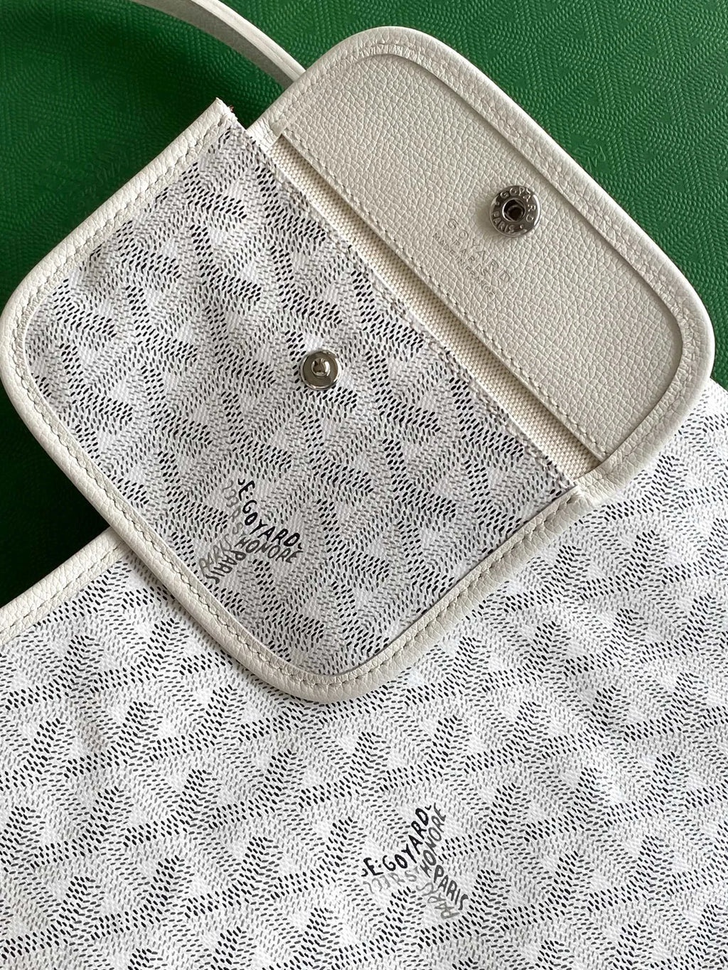 Goyard Mini Hobo Bag Coated Canvas Leather 520