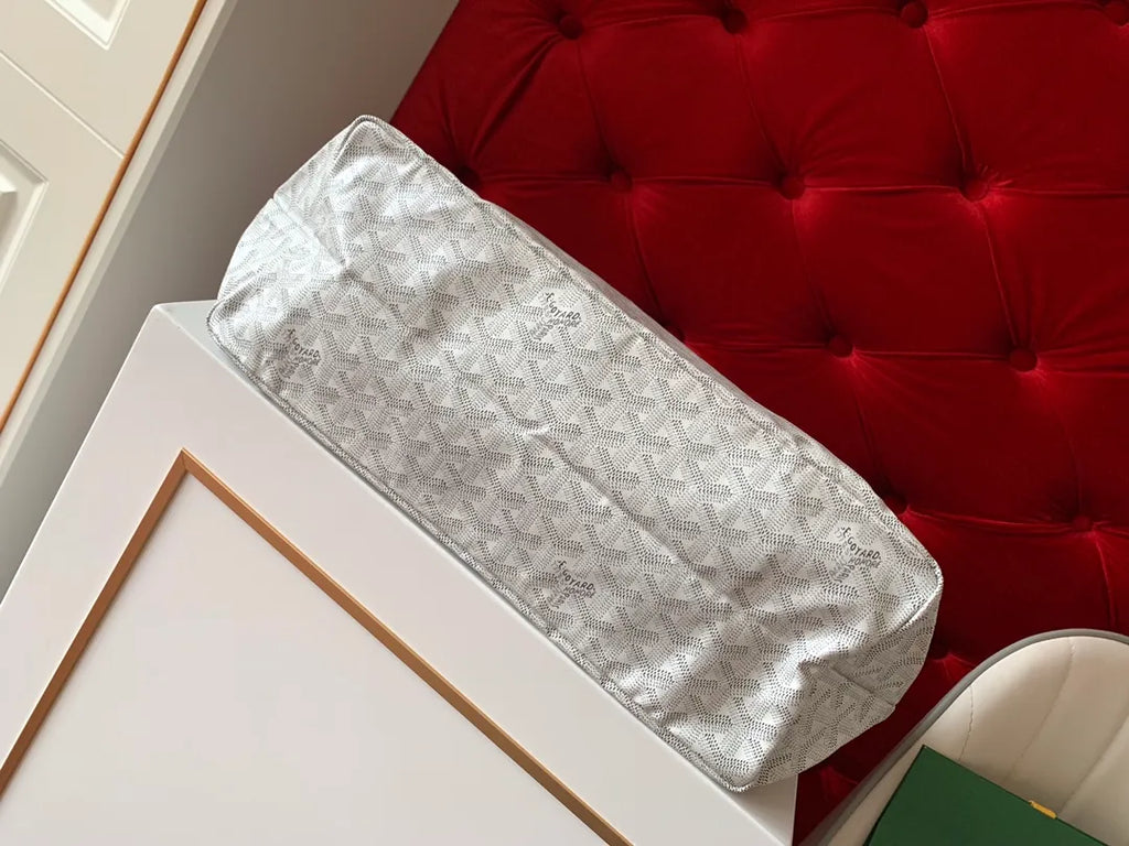 Goyard Mommy Diaper Bag Coated Canvas Leather 8001 8002