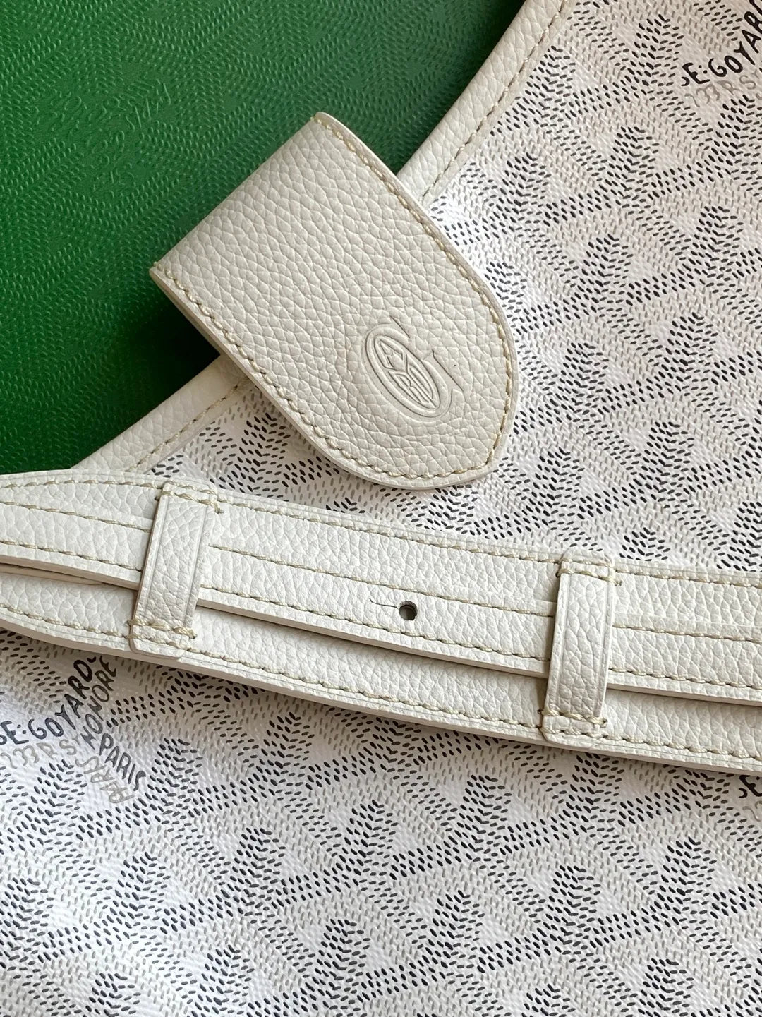 Goyard Musette Crossbody Bag Coated Canvas Leather 8319