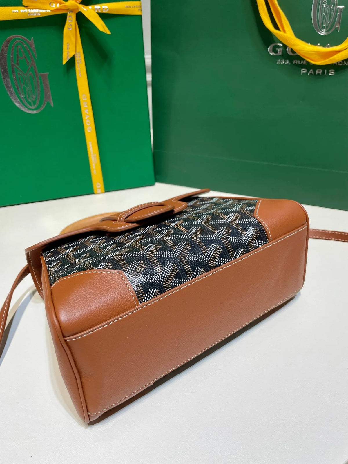 Goyard Saigon Mini Handbag Coated Canvas Leather 8005