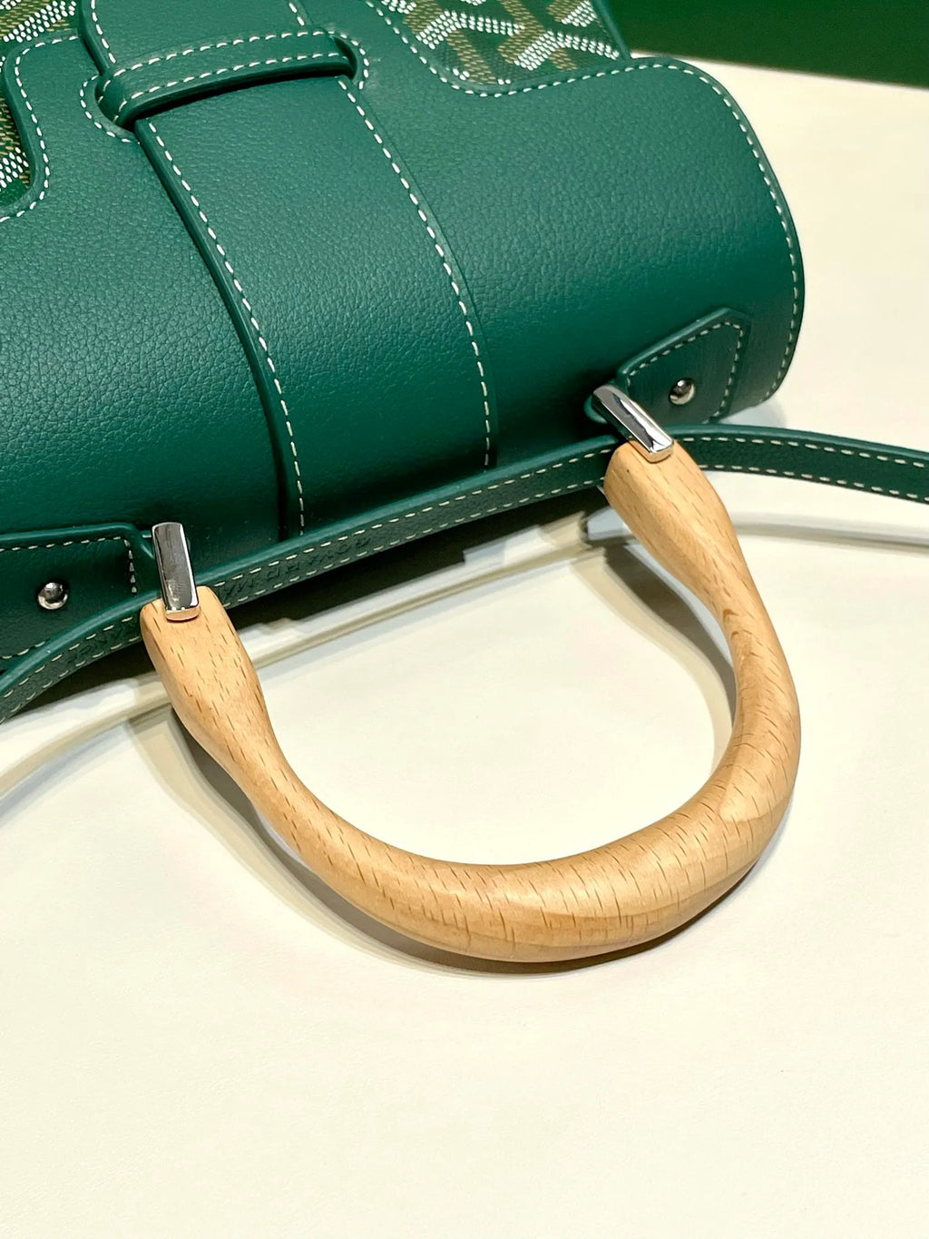 Goyard Saigon Mini Handbag Coated Canvas Leather 8005