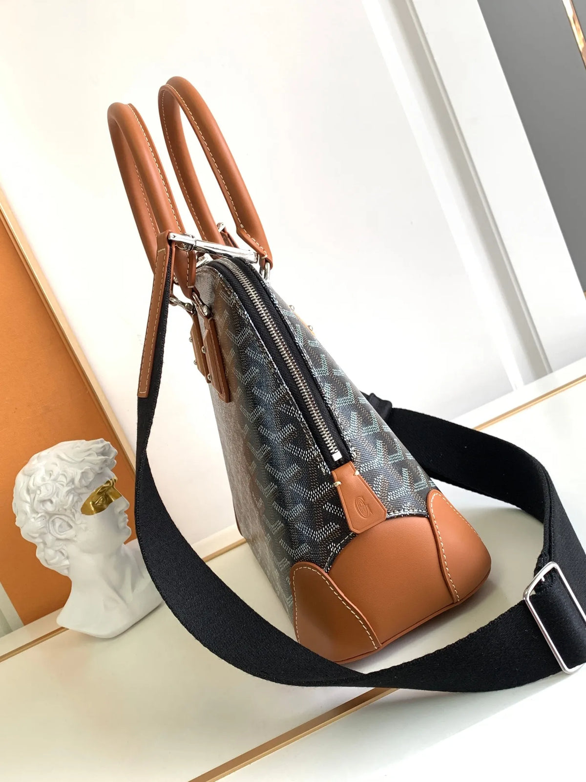 Goyard Vendome Shell Bag Coated Canvas Leather 8820