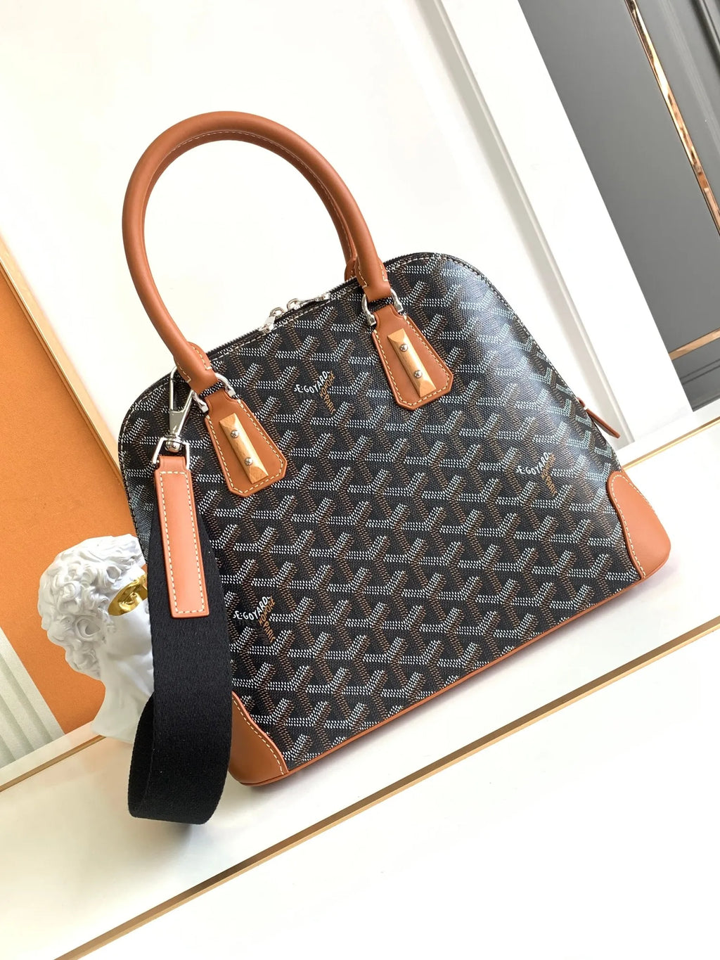 Goyard Vendome Shell Bag Coated Canvas Leather 8820