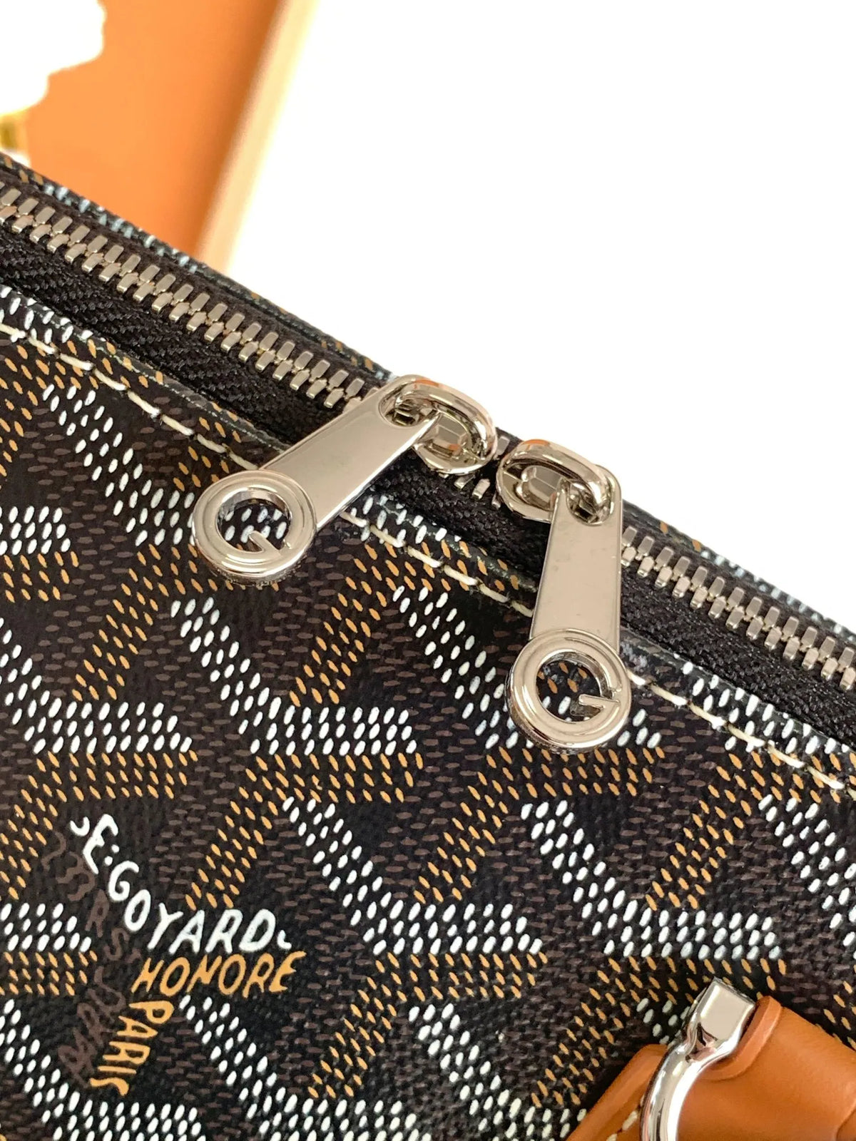Goyard Vendome Shell Bag Coated Canvas Leather 8820