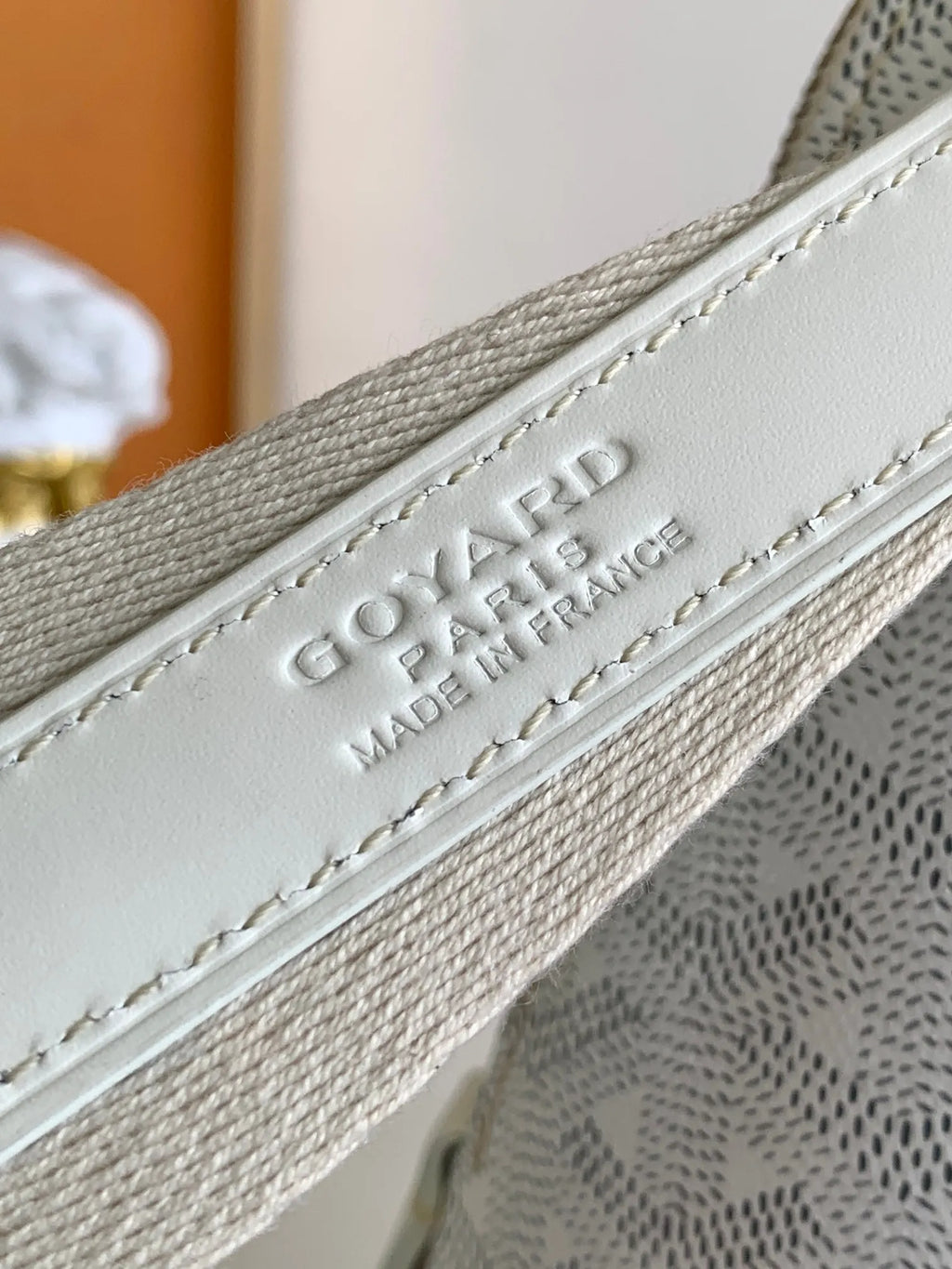 Goyard Vendome Shell Bag Coated Canvas Leather 8820