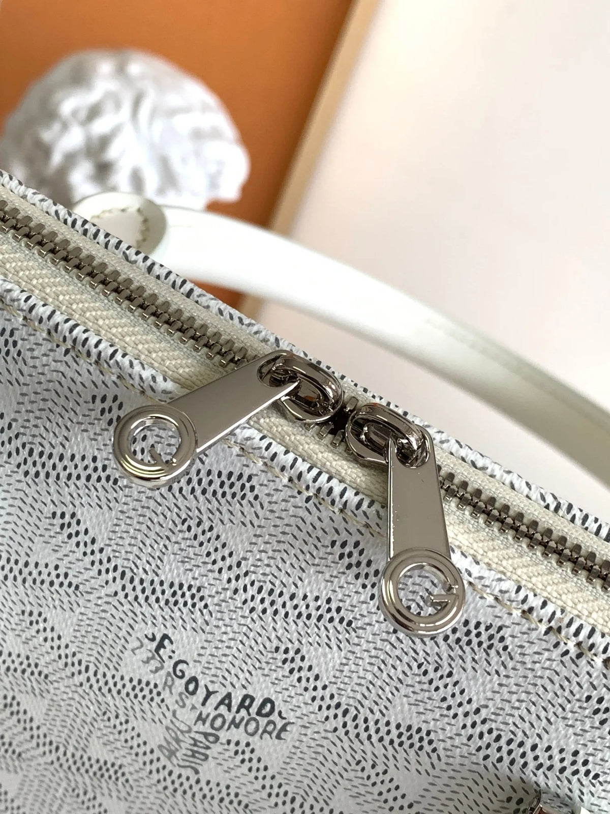 Goyard Vendome Shell Bag Coated Canvas Leather 8820