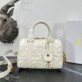 Groove 8.1 in Handbag 1365