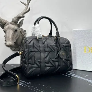 Groove 9.8 in Handbag 1365