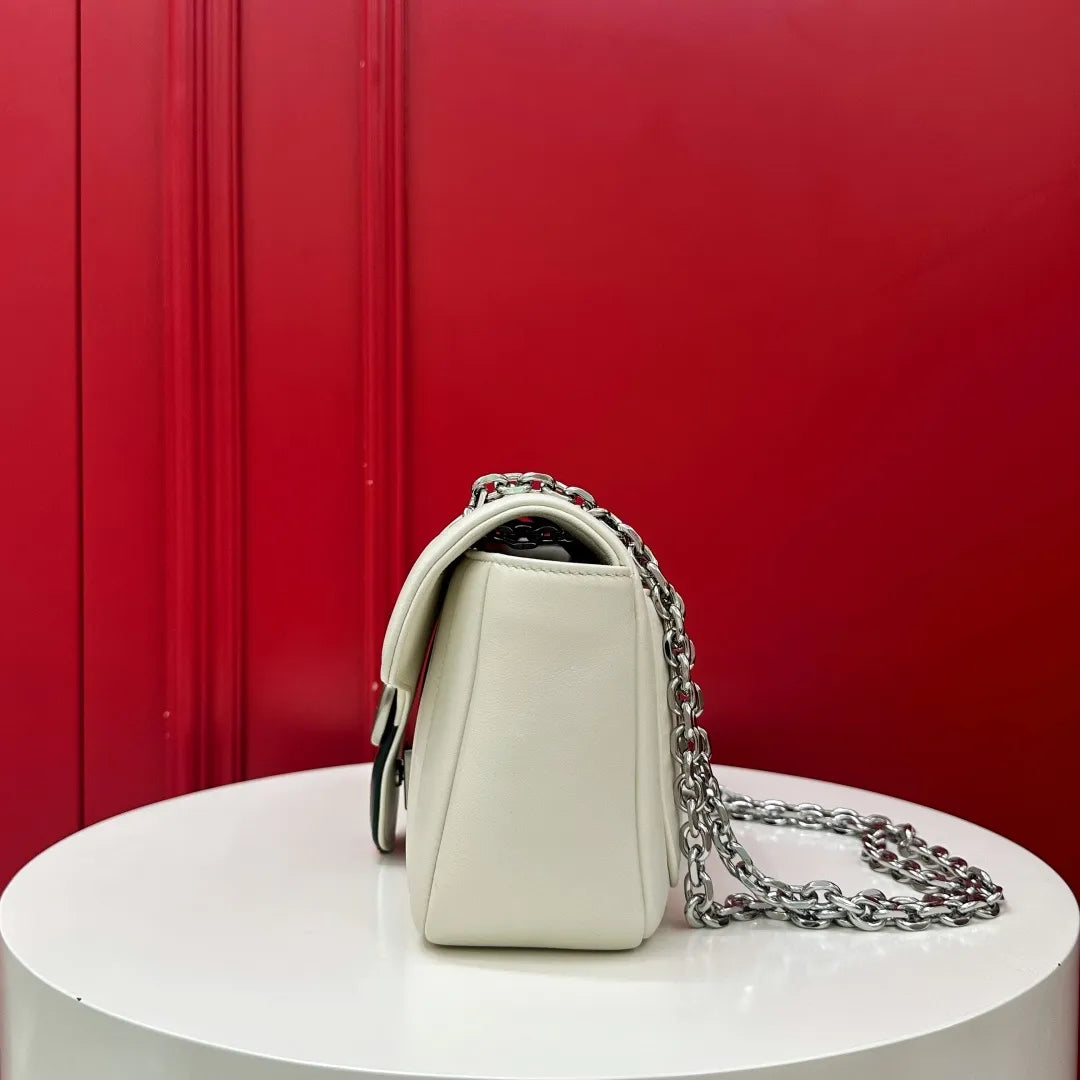 BEIYA 10.2 in Shoulder Bag 821840