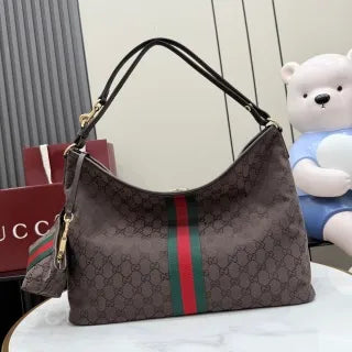 GG Coated Canvas 15.6 in Shoulder Bag A008NS