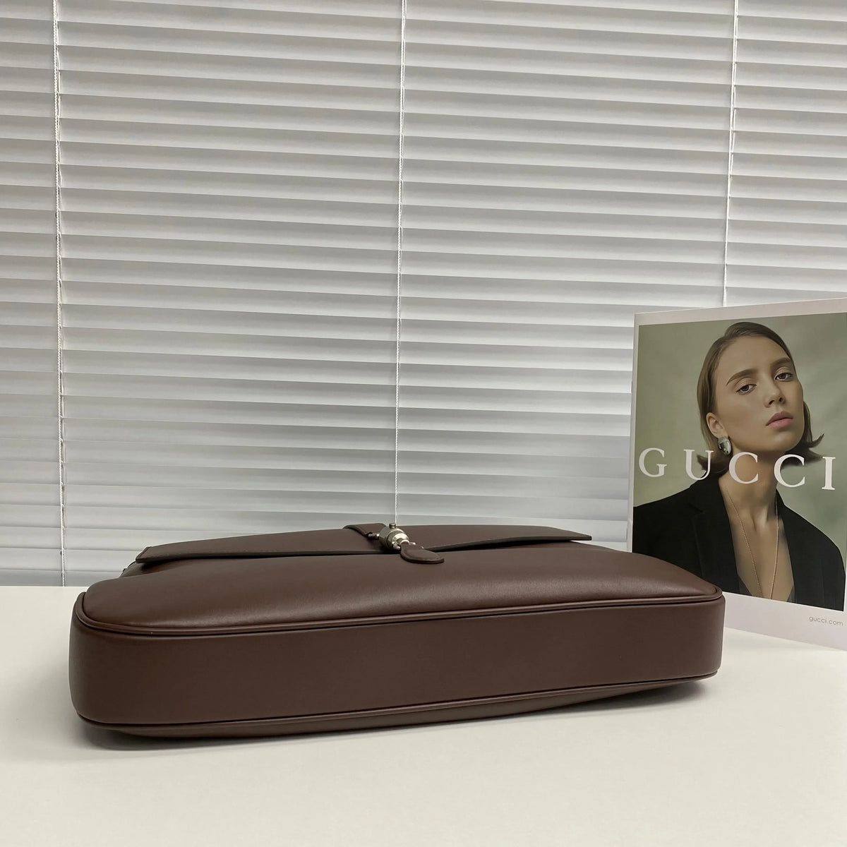 Primavera 16.9 in Shoulder Bag 800305