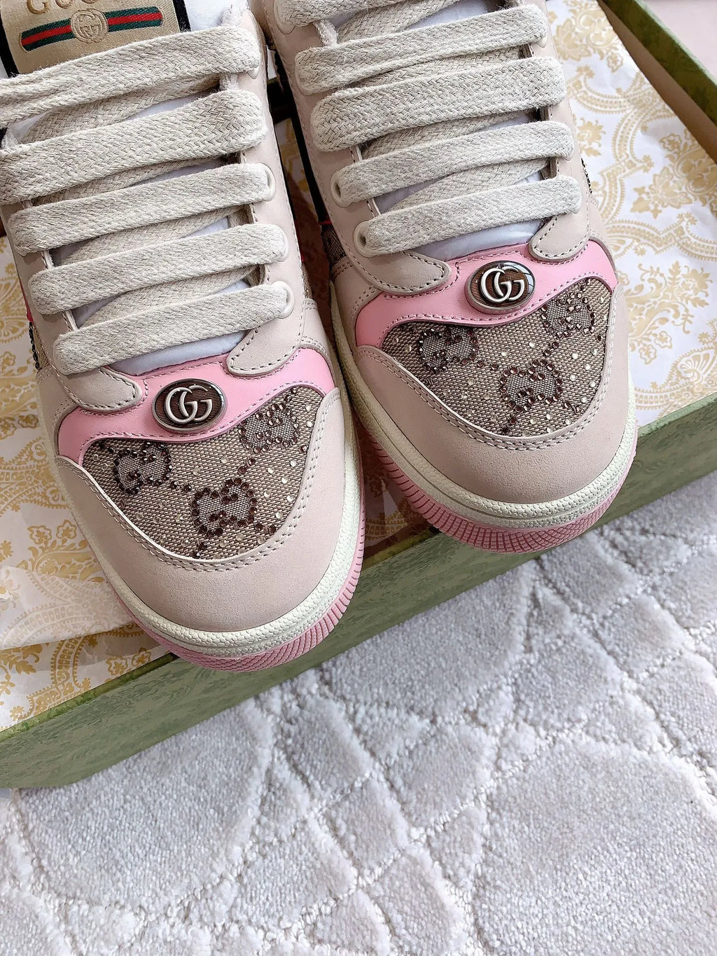 Gucci Screener Sneakers Distressed Cowhide Leather Fabric 323374