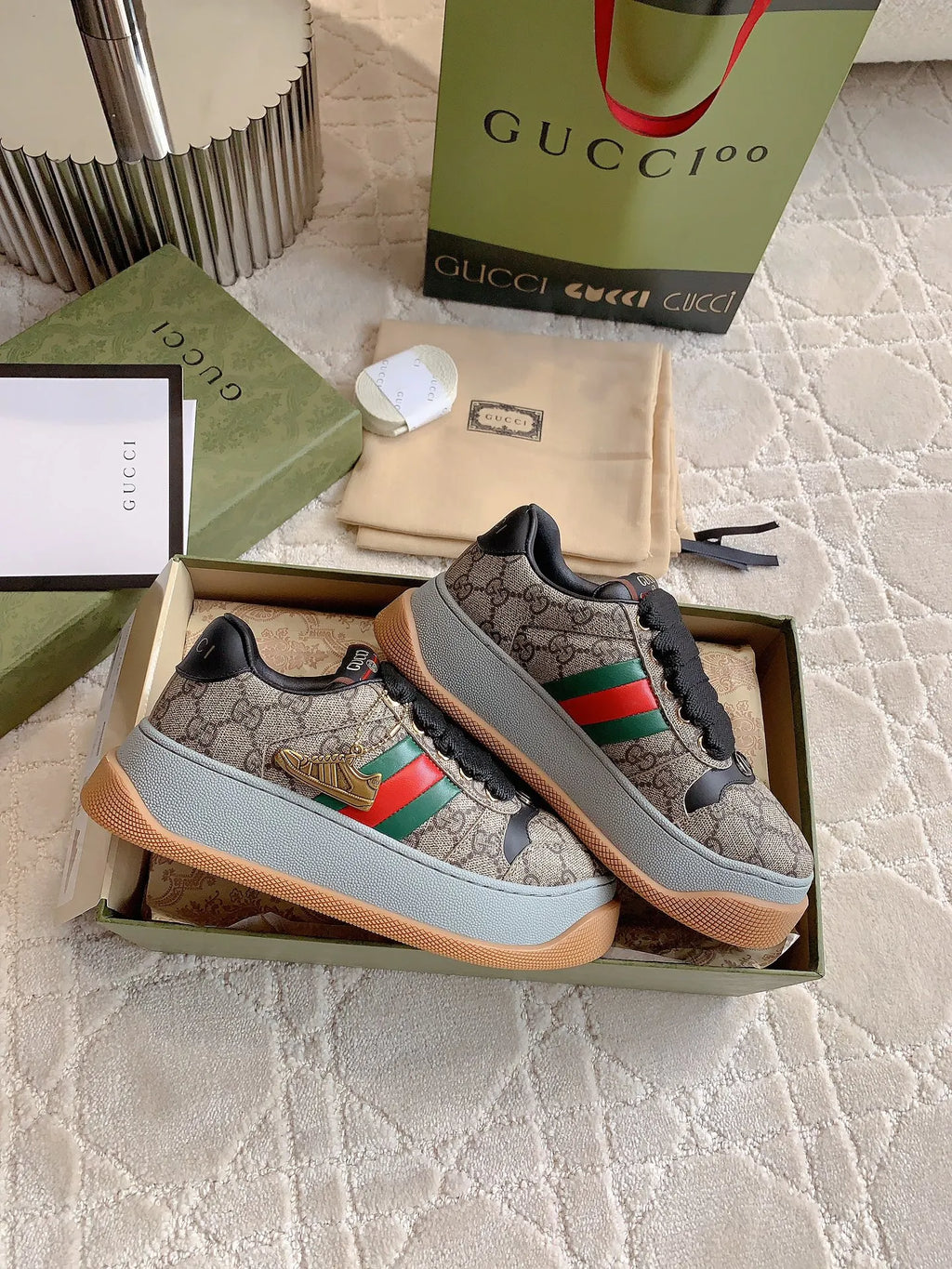 Gucci Thick-Soled Shoes Leather Fabric 323351
