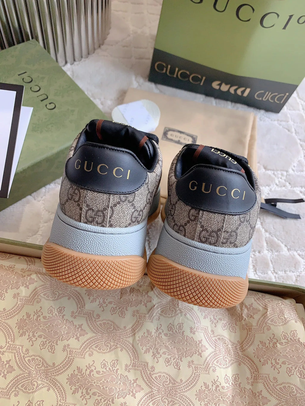 Gucci Thick-Soled Shoes Leather Fabric 323351