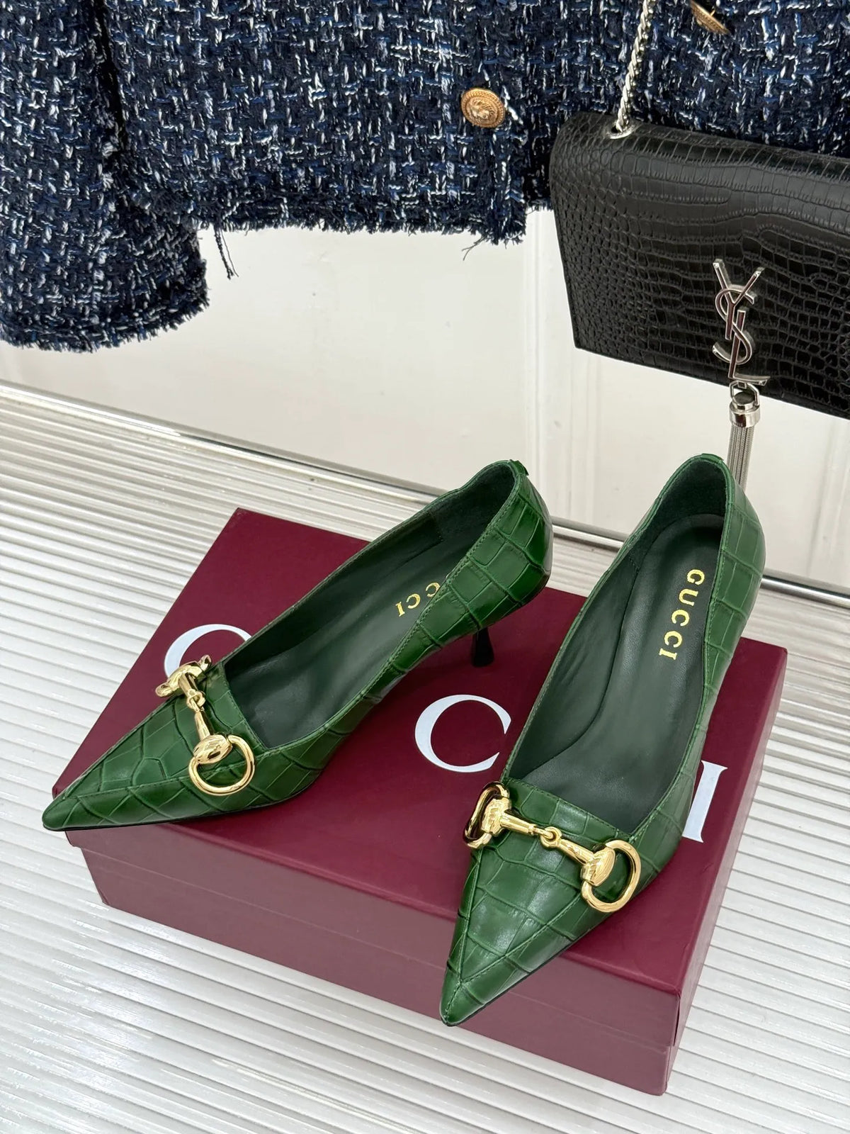 Gucci Women's Boulevard Horsebit Pointed Toe Pumps 26WF