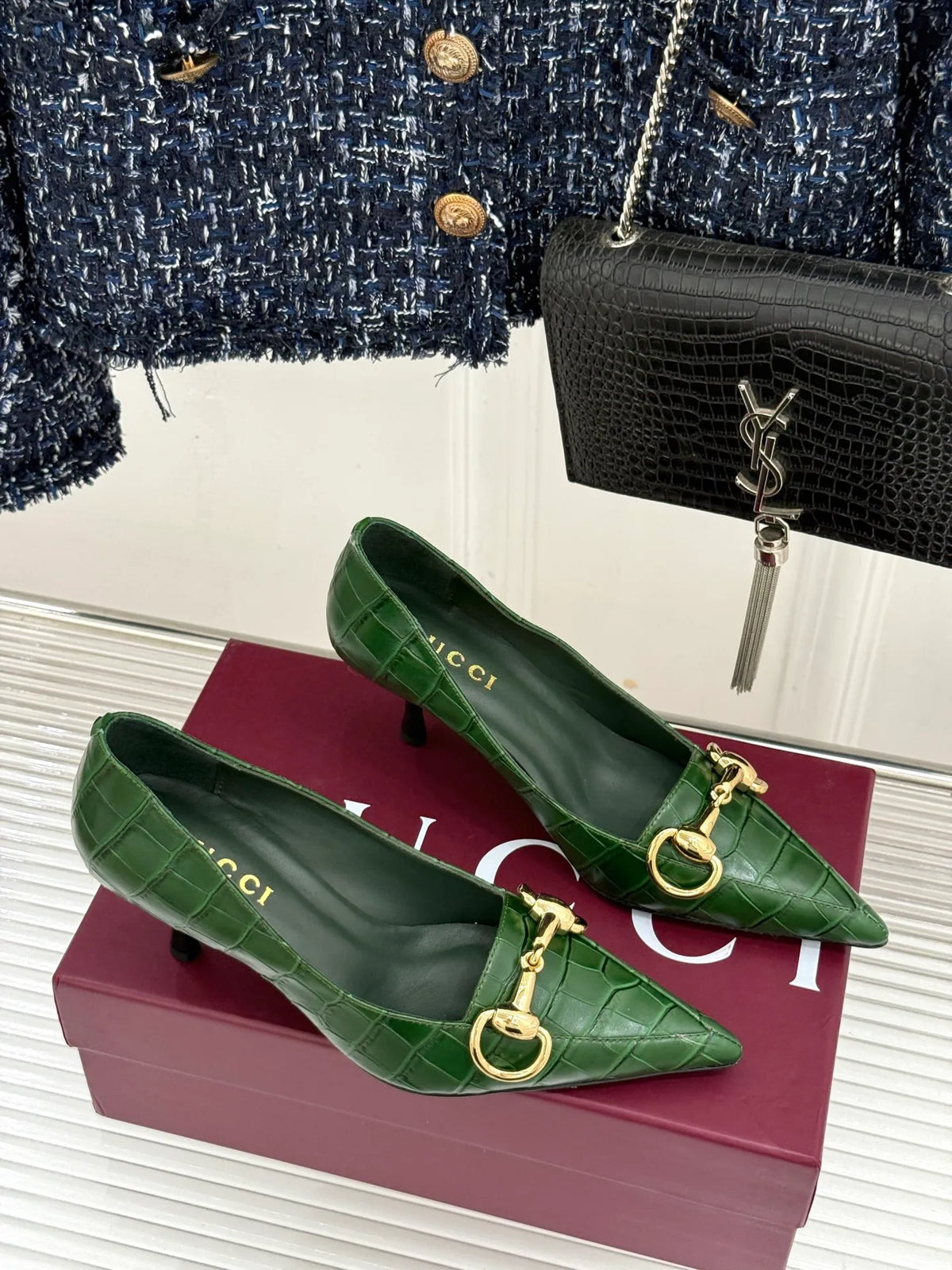 Gucci Women's Boulevard Horsebit Pointed Toe Pumps 26WF