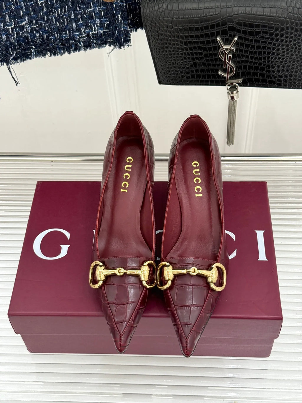 Gucci Women's Boulevard Horsebit Pointed Toe Pumps 26WF