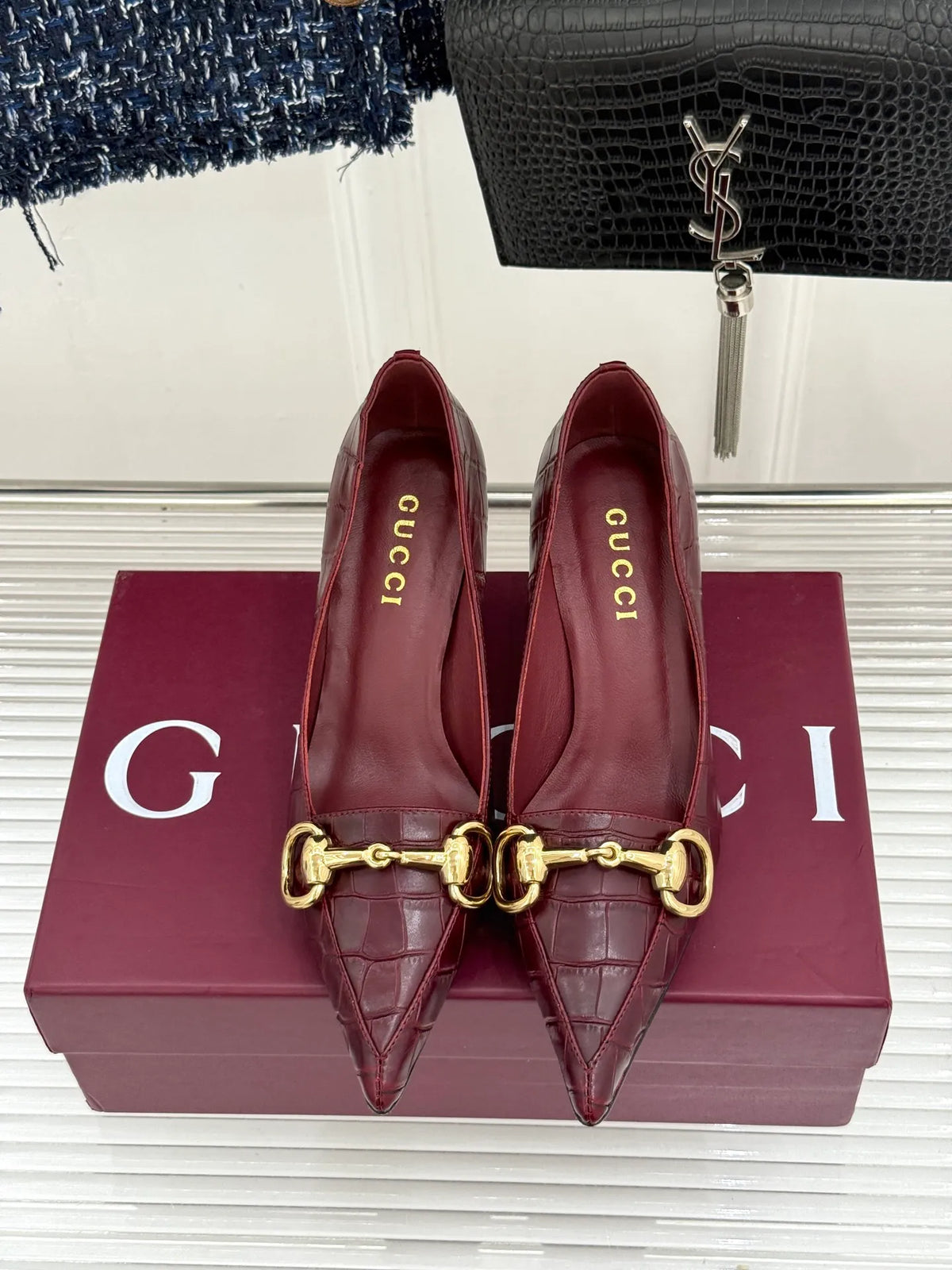 Gucci Women's Boulevard Horsebit Pointed Toe Pumps 26WF