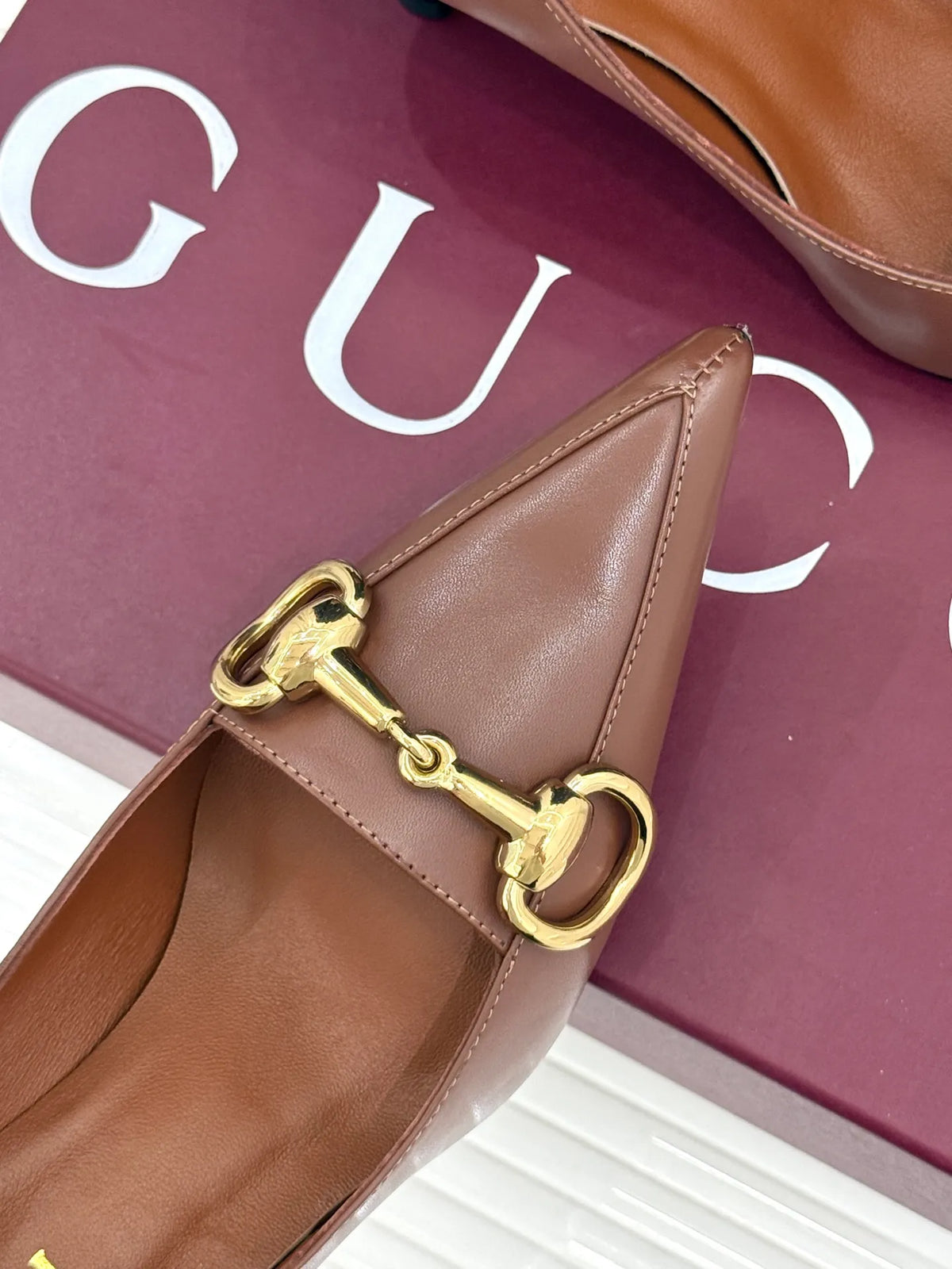 Gucci Women's Boulevard Horsebit Pointed Toe Pumps 26WF