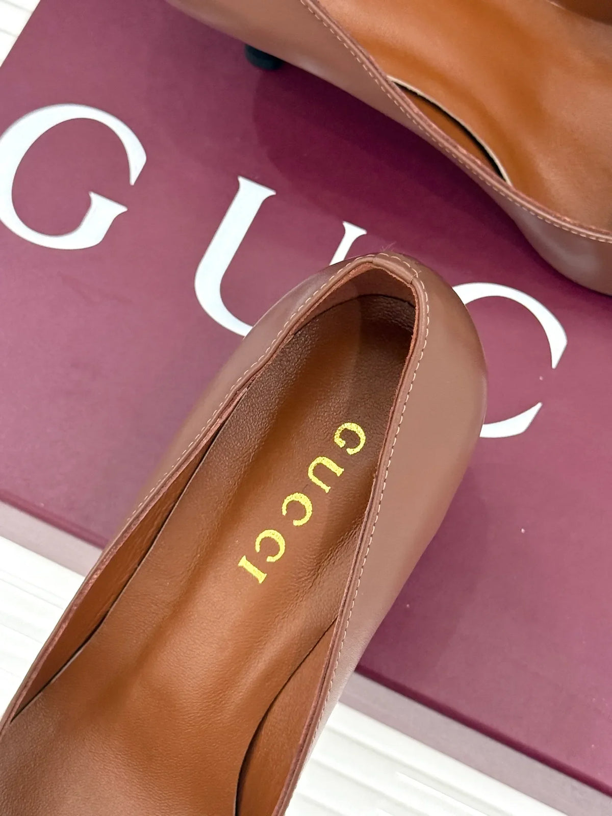 Gucci Women's Boulevard Horsebit Pointed Toe Pumps 26WF