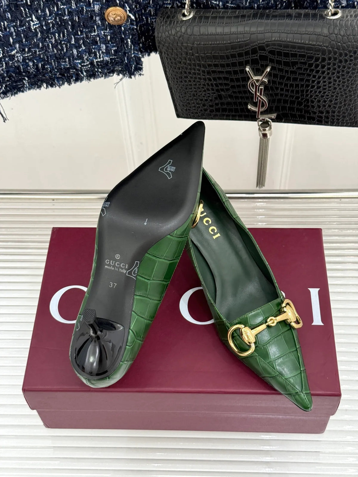 Gucci Women's Boulevard Horsebit Pointed Toe Pumps 26WF