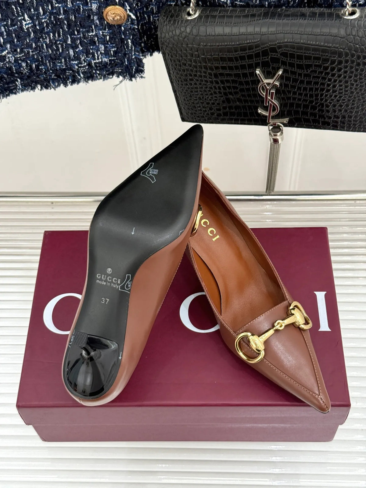 Gucci Women's Boulevard Horsebit Pointed Toe Pumps 26WF