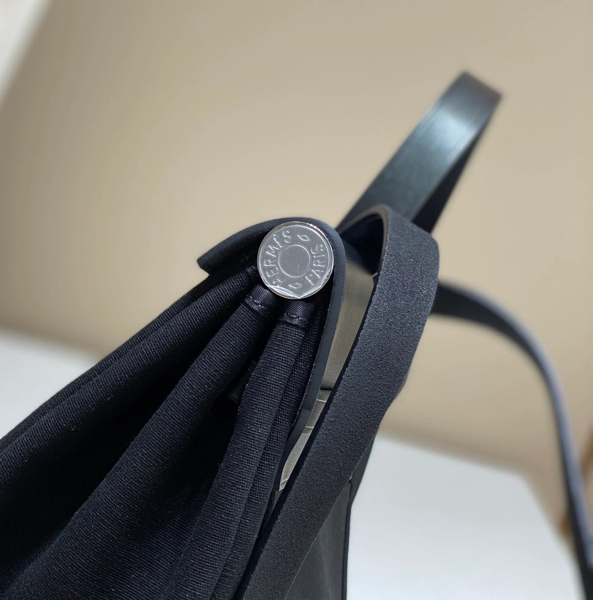 Herbag 12.2 in Canvas Leather Handbag 12120000 Black