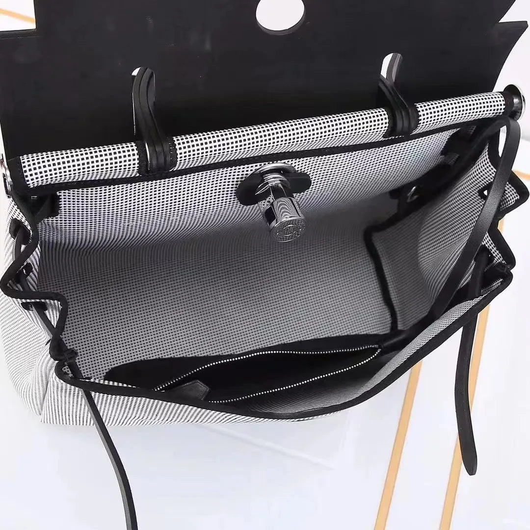 Herbag Retourne Women's Handbag