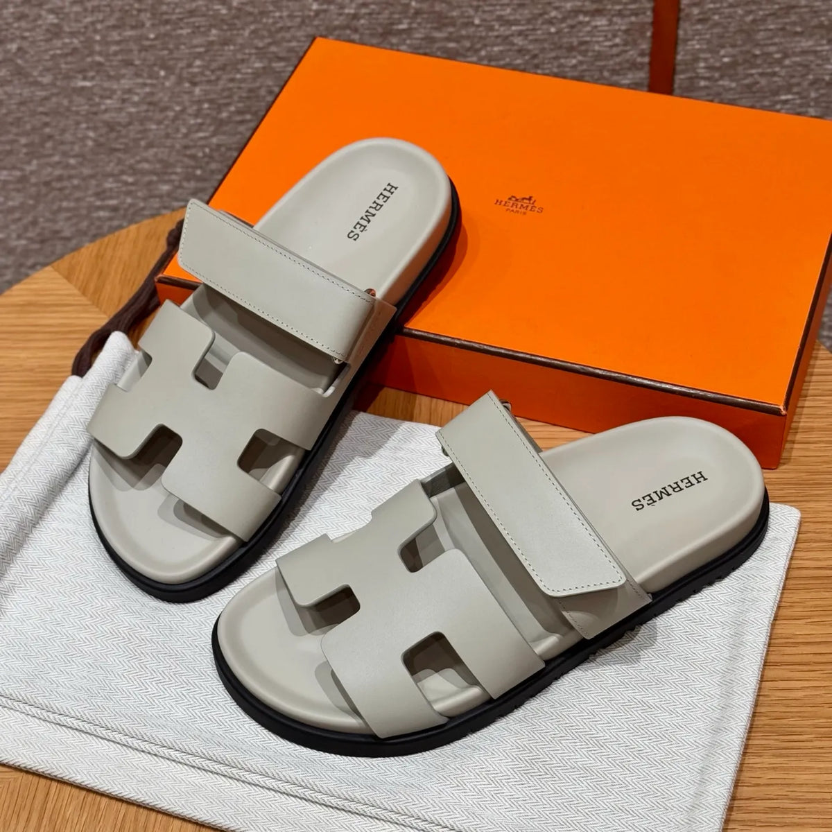 Hermes 225 Chypre Sandals Calfskin Smooth Swift Rubber 333017
