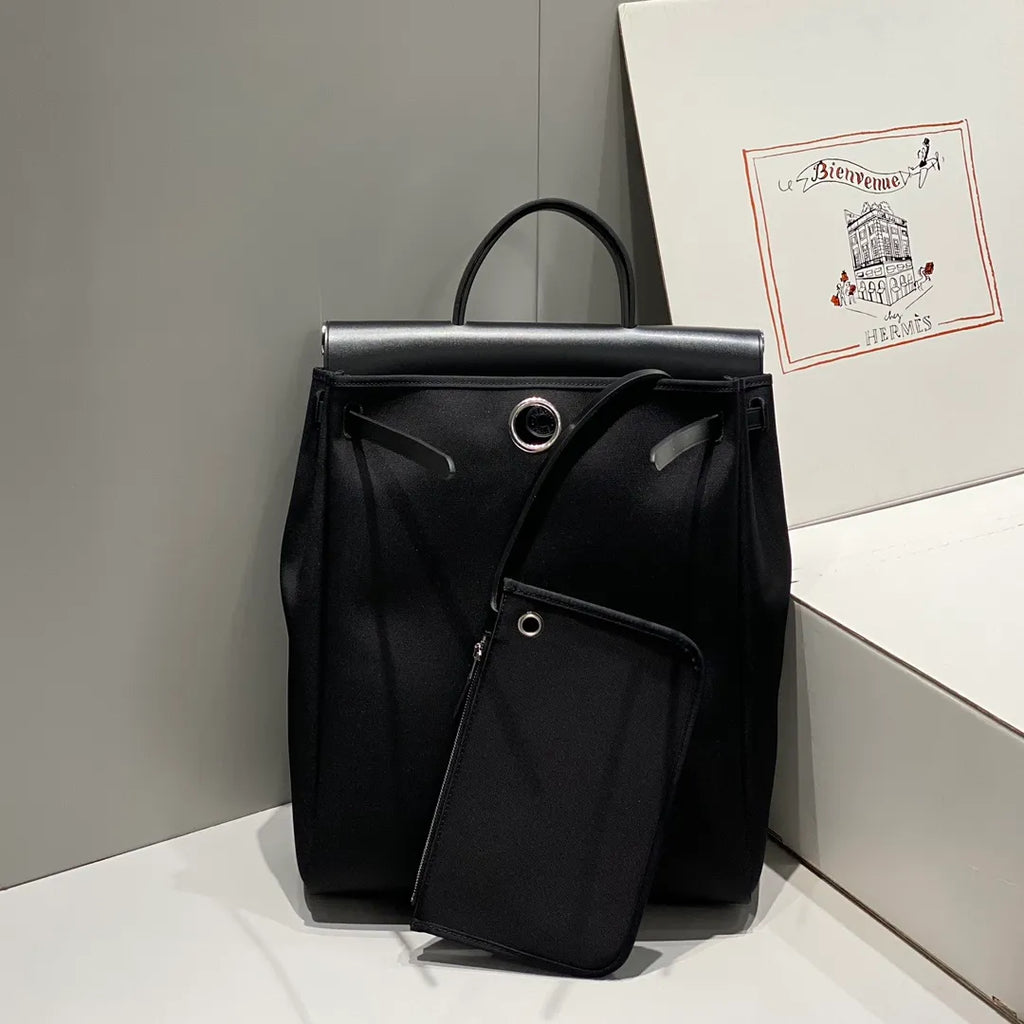 A Dos Zip 11.4 in Leather Backpack 13130000 Black