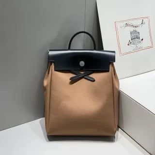 A Dos Zip Leather Backpack Elephant Gray