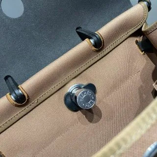 A Dos Zip Leather Backpack Elephant Gray